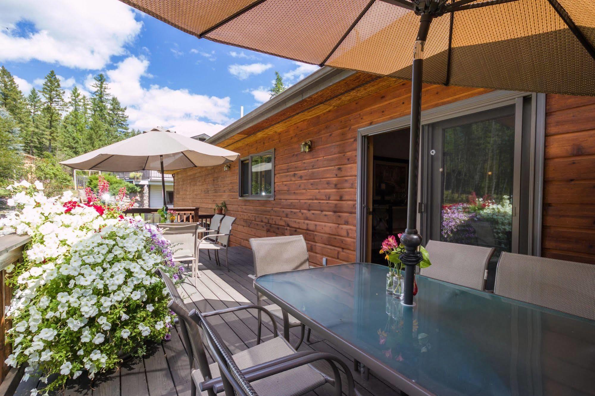 Meadow Lake View Bed And Breakfast Кълъмбия Фолс Екстериор снимка